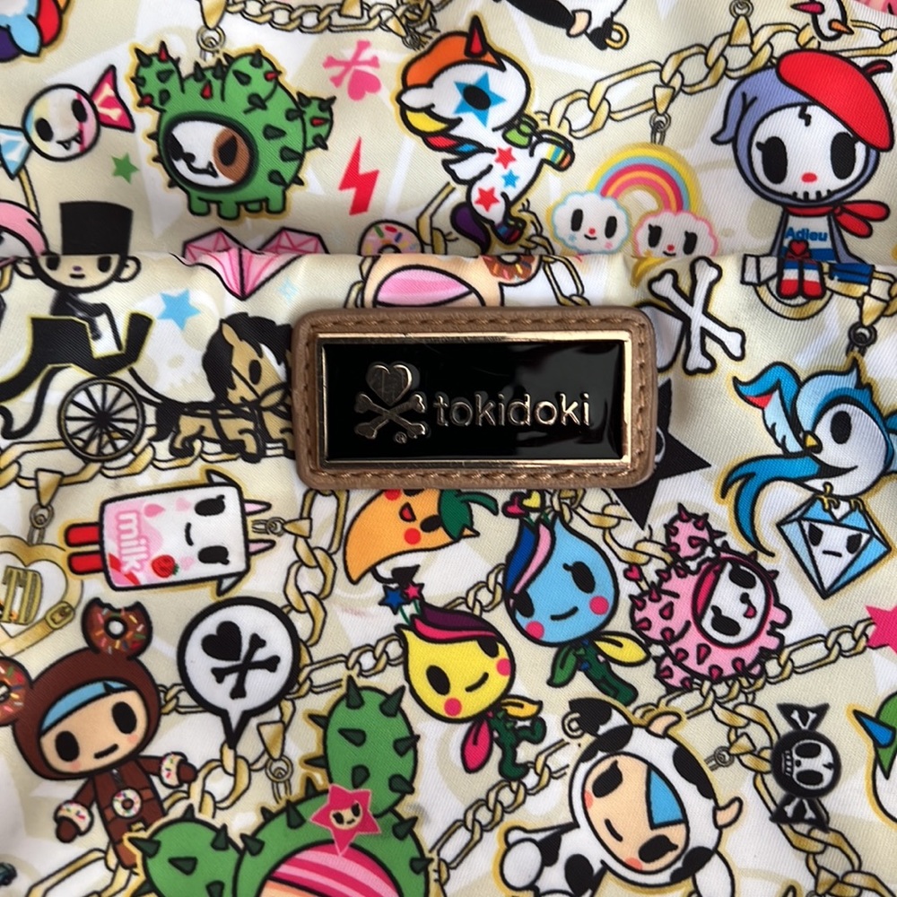 Tokidoki Chained Love Crossbody Bag with Unicorno keychain… Very Rare Bag - Picture 5 of 8